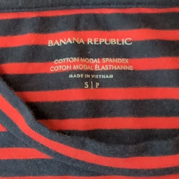 Banana Republic red navy striped  t shirt size s - Picture 3 of 4